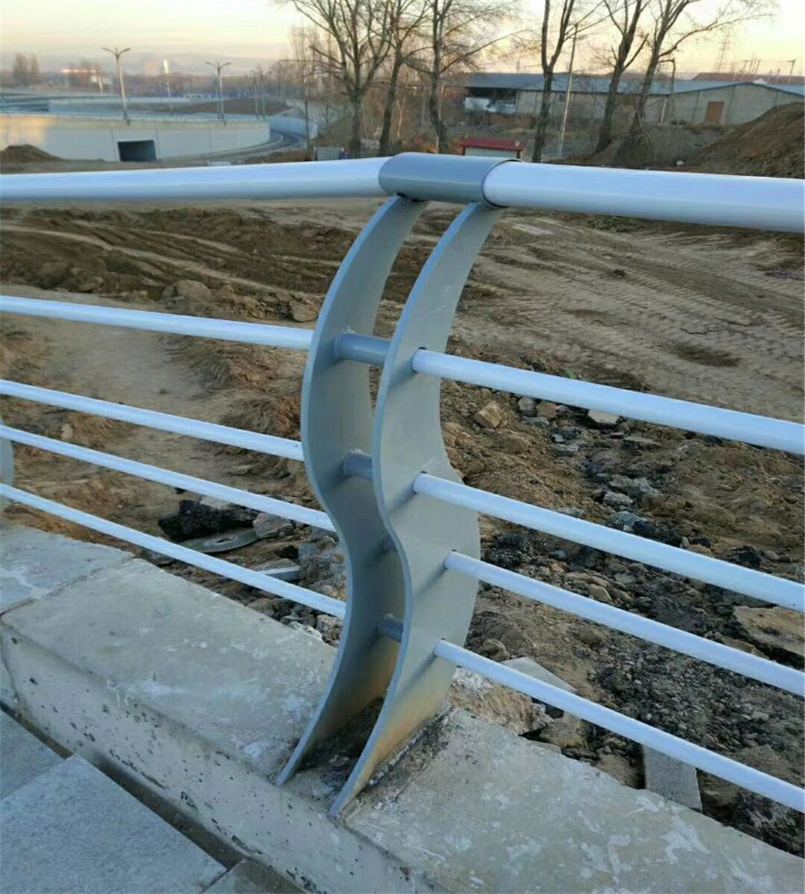 静电喷塑钢管护栏